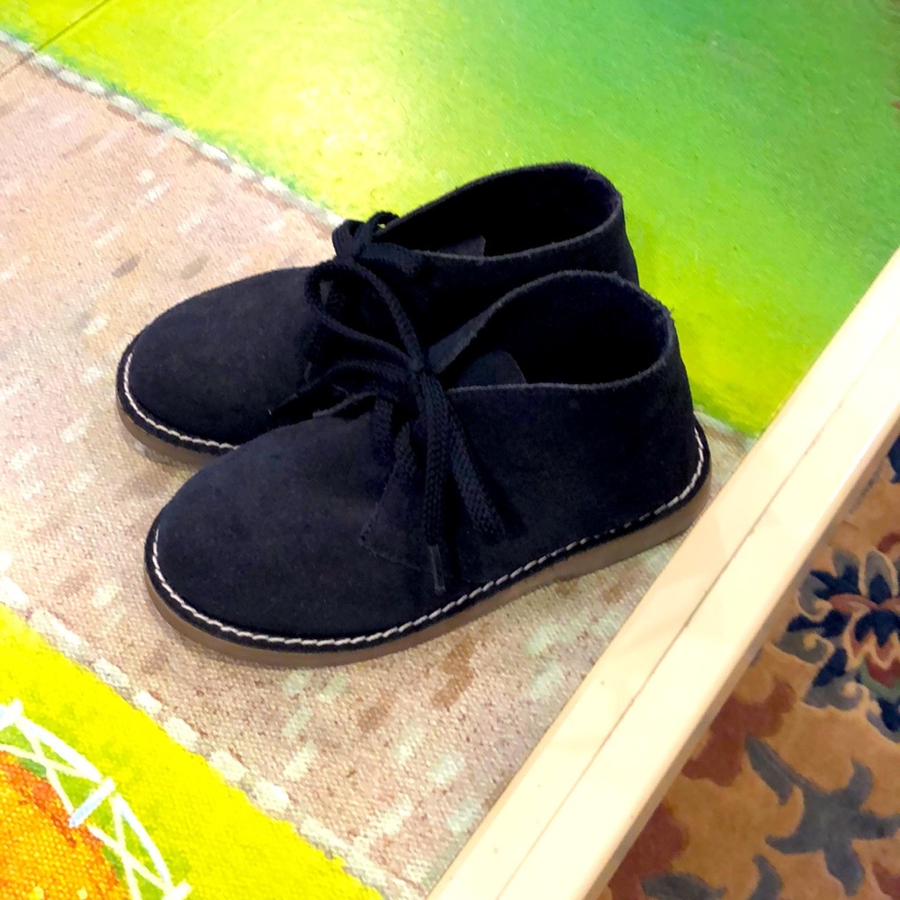 Crewcuts Navy blue suede shoes boys size K12